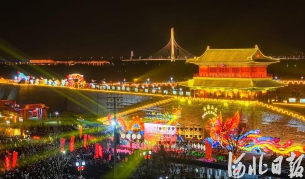 体育游戏app平台天津日报记者王倩 摄华灯初上-开云(中国)Kaiyun·官方网站 登录入口